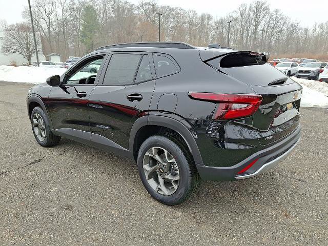 New 2026 Chevrolet Trax LT w/ Driver Confidence Package image 3