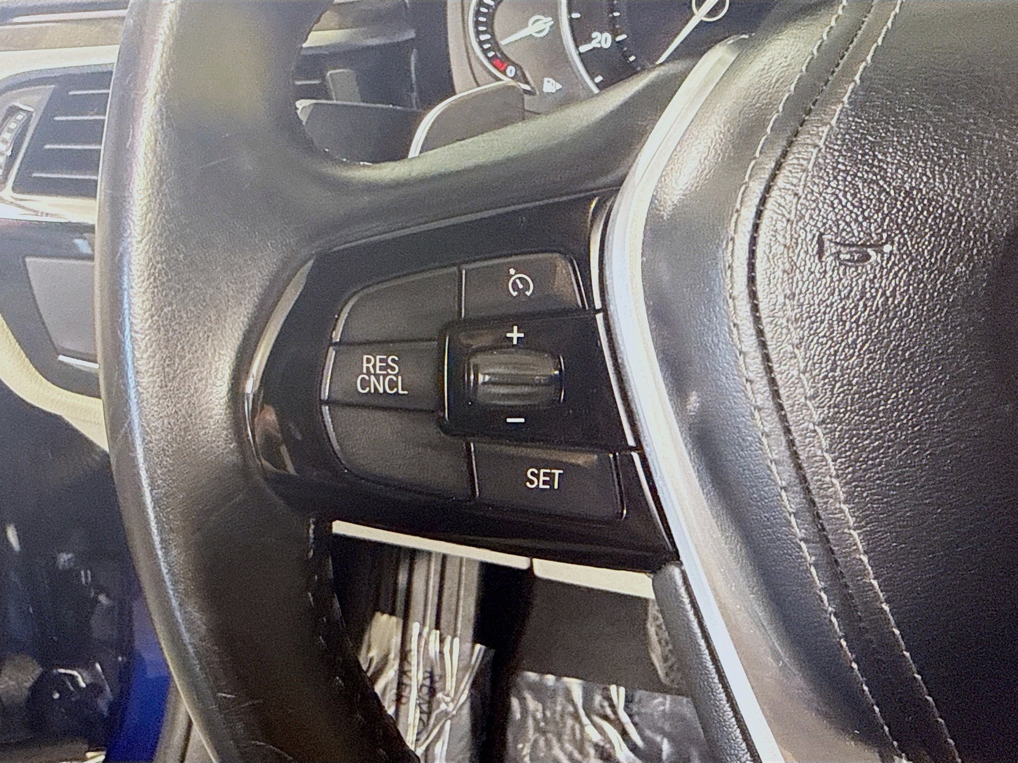 Used 2019 BMW 530i w/ Convenience Package image 14