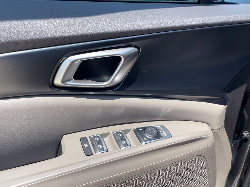 New 2026 Kia Carnival LX FWD image 11