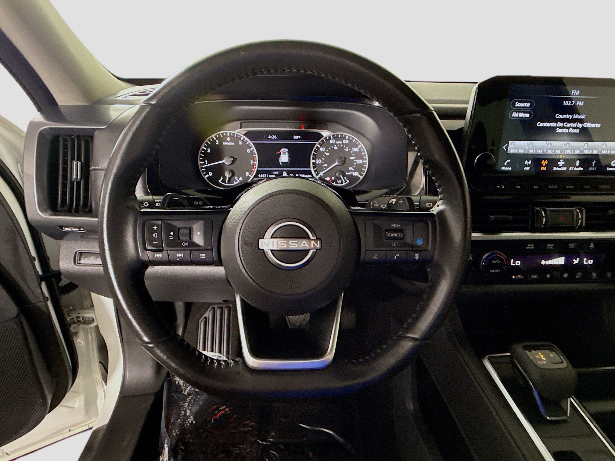 Used 2023 Nissan Pathfinder SL AWD/4WD image 13