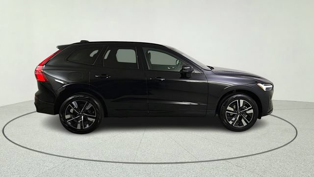 New 2026 Volvo XC60 B5 Plus w/ Climate Package AWD/4WD image 8