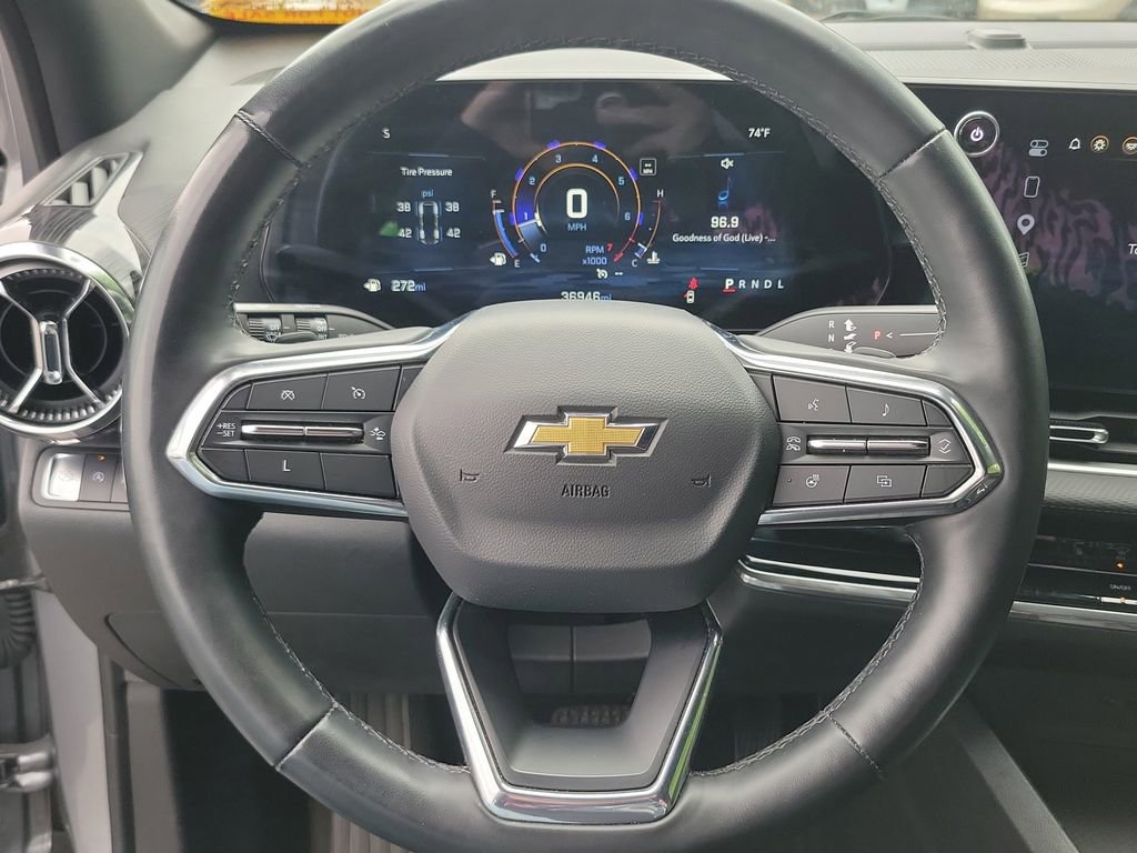 Certified 2025 Chevrolet Equinox LT FWD image 23