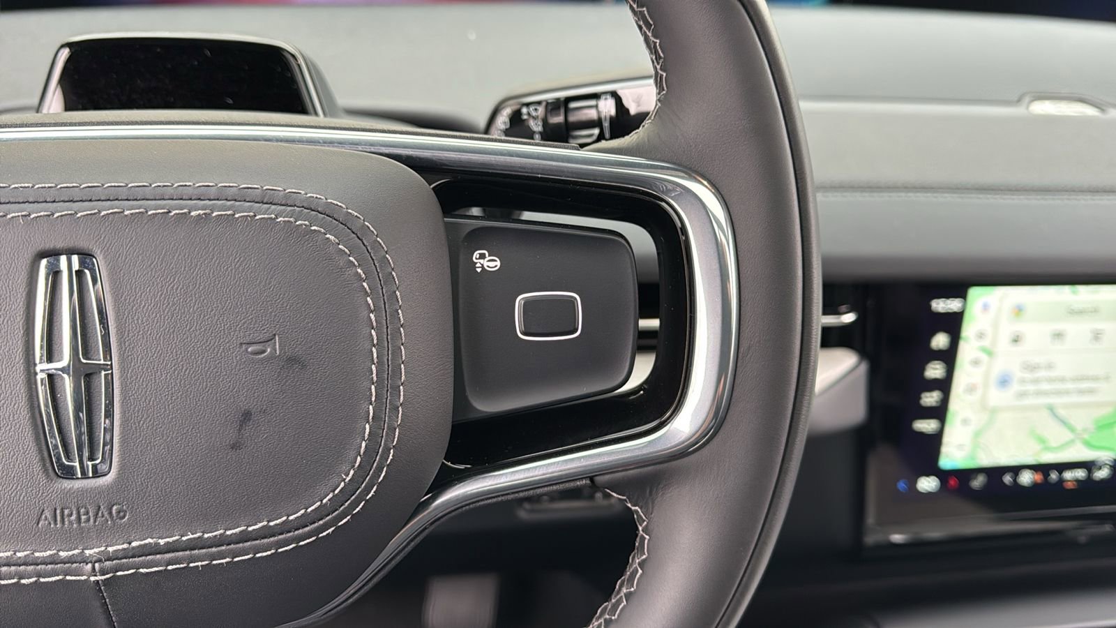 New 2025 Lincoln Navigator L Reserve w/ Jet Appearance Package image 31