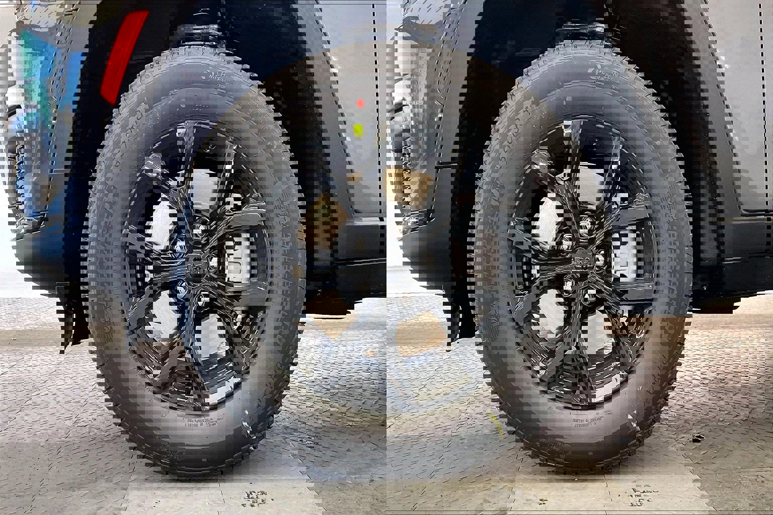 New 2025 Jeep Grand Cherokee L Altitude image 14