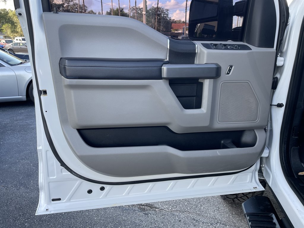 Used 2019 Ford F350 XLT AWD/4WD image 37