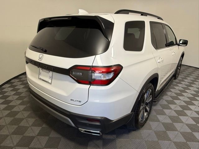 Used 2025 Honda Pilot Elite image 7