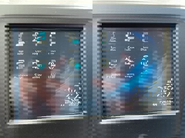 Used 2018 Chevrolet Equinox LT image 23