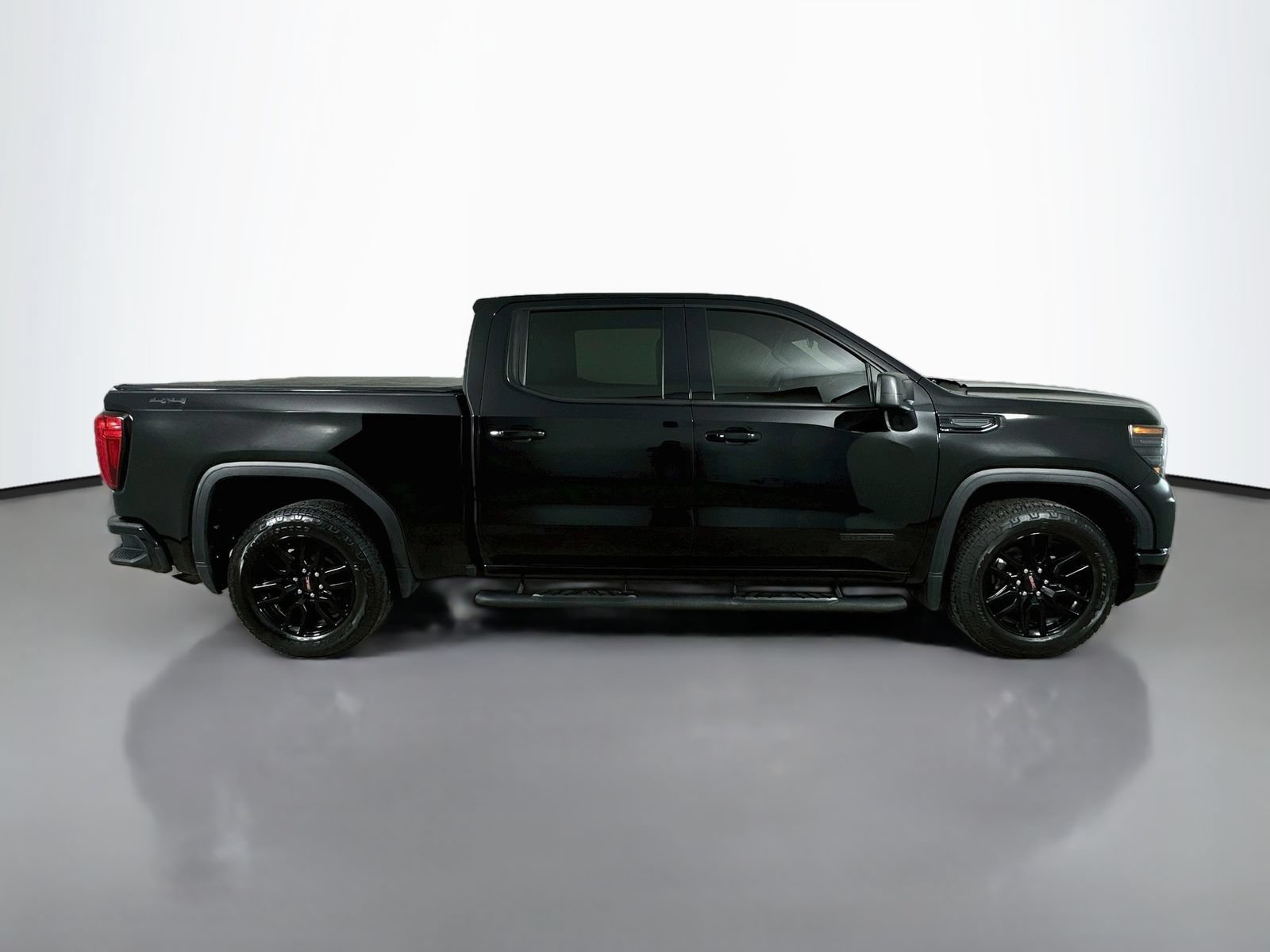 Used 2022 GMC Sierra 1500 Elevation AWD/4WD image 4