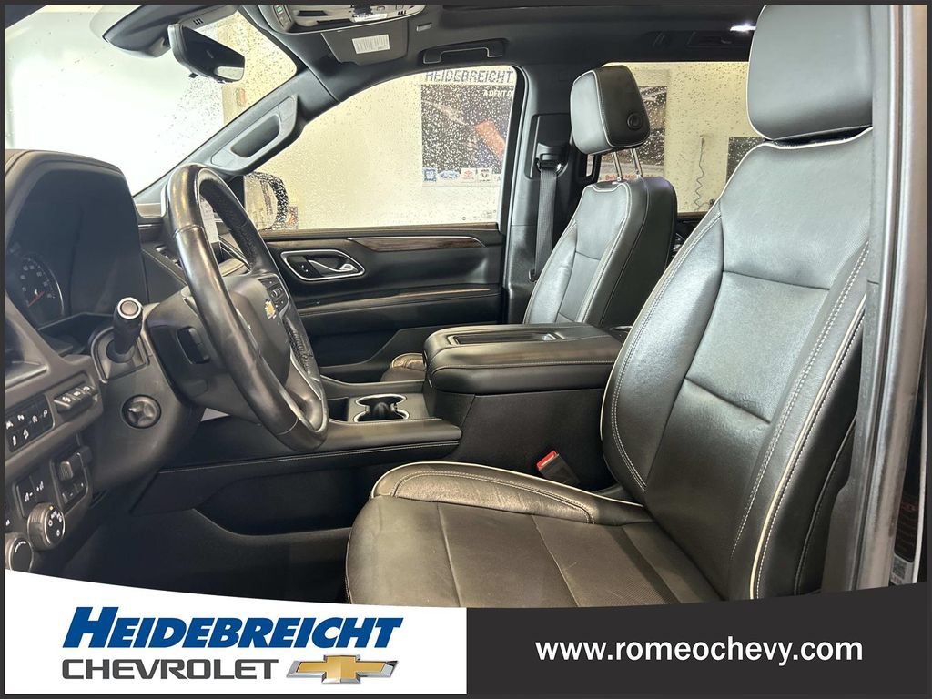 Used 2021 Chevrolet Tahoe Premier w/ Premium Package AWD/4WD image 13