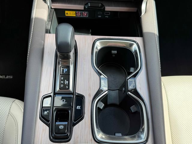 Used 2024 Lexus RX 350h w/ Accessory Package (Z1) image 5