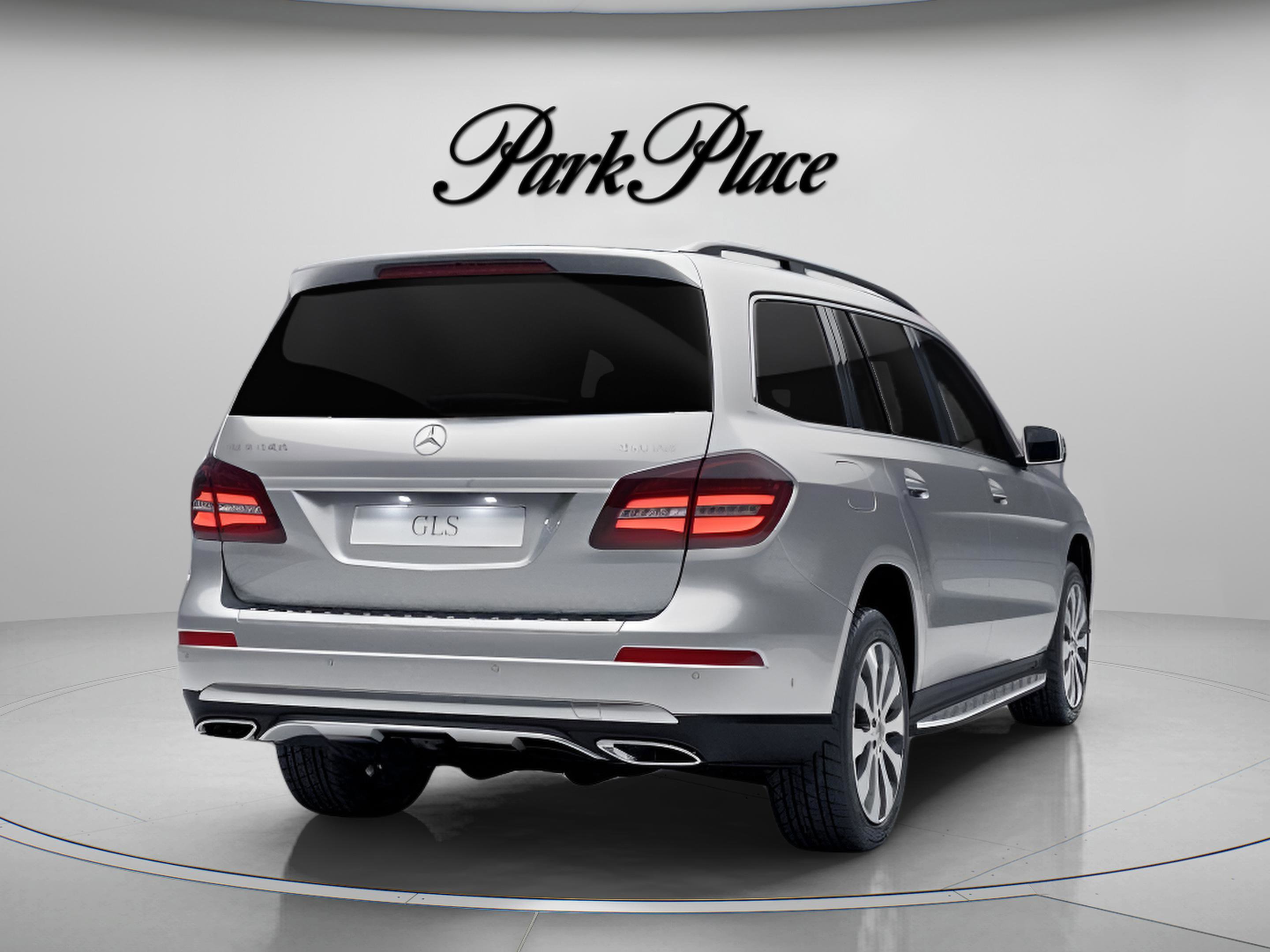 Used 2019 Mercedes-Benz GLS 450 4MATIC image 19