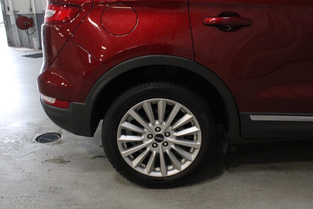 Used 2019 Lincoln MKC Premiere FWD image 27