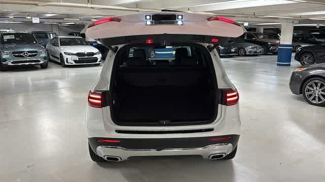 Certified 2026 Mercedes-Benz GLB 250 4MATIC image 33