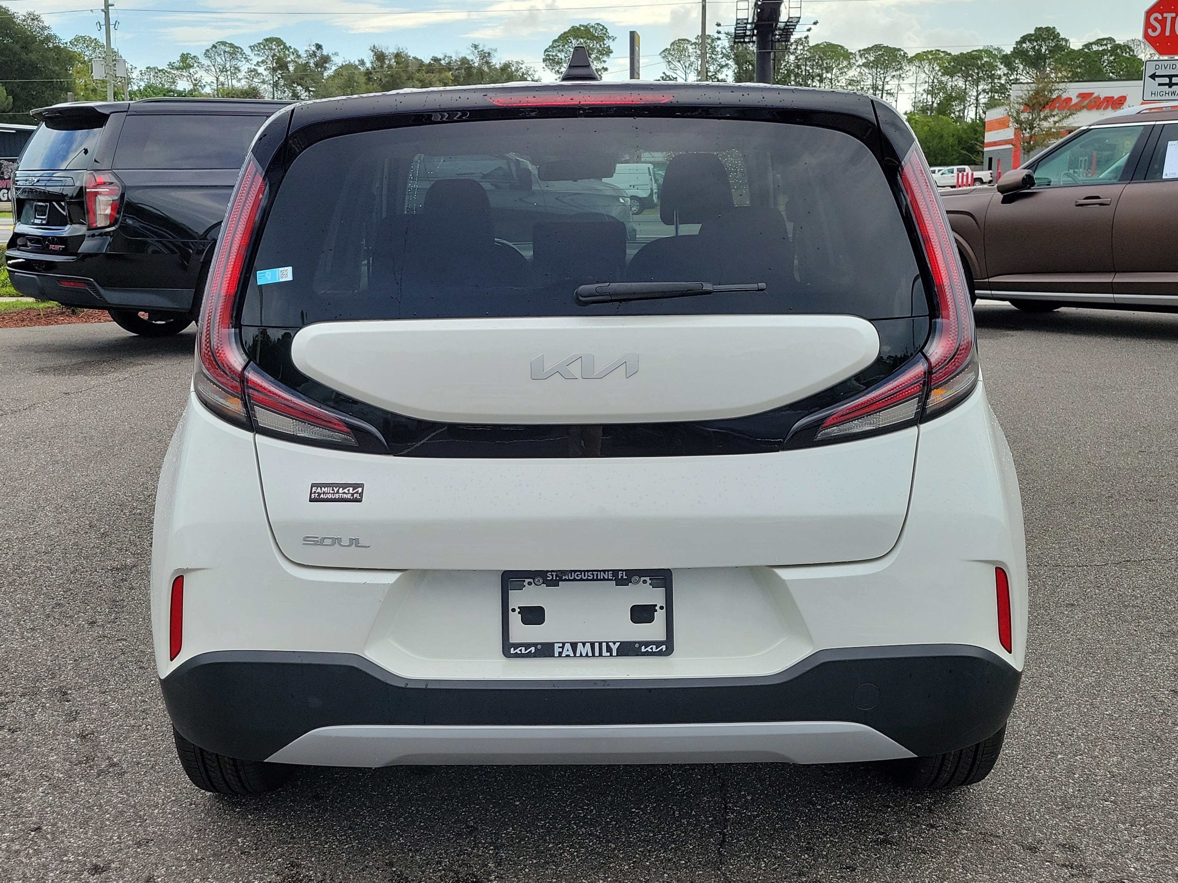 Certified 2024 Kia Soul LX w/ Option Group 015 FWD image 5