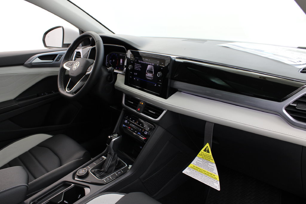 New 2026 Volkswagen Taos SEL AWD/4WD image 25