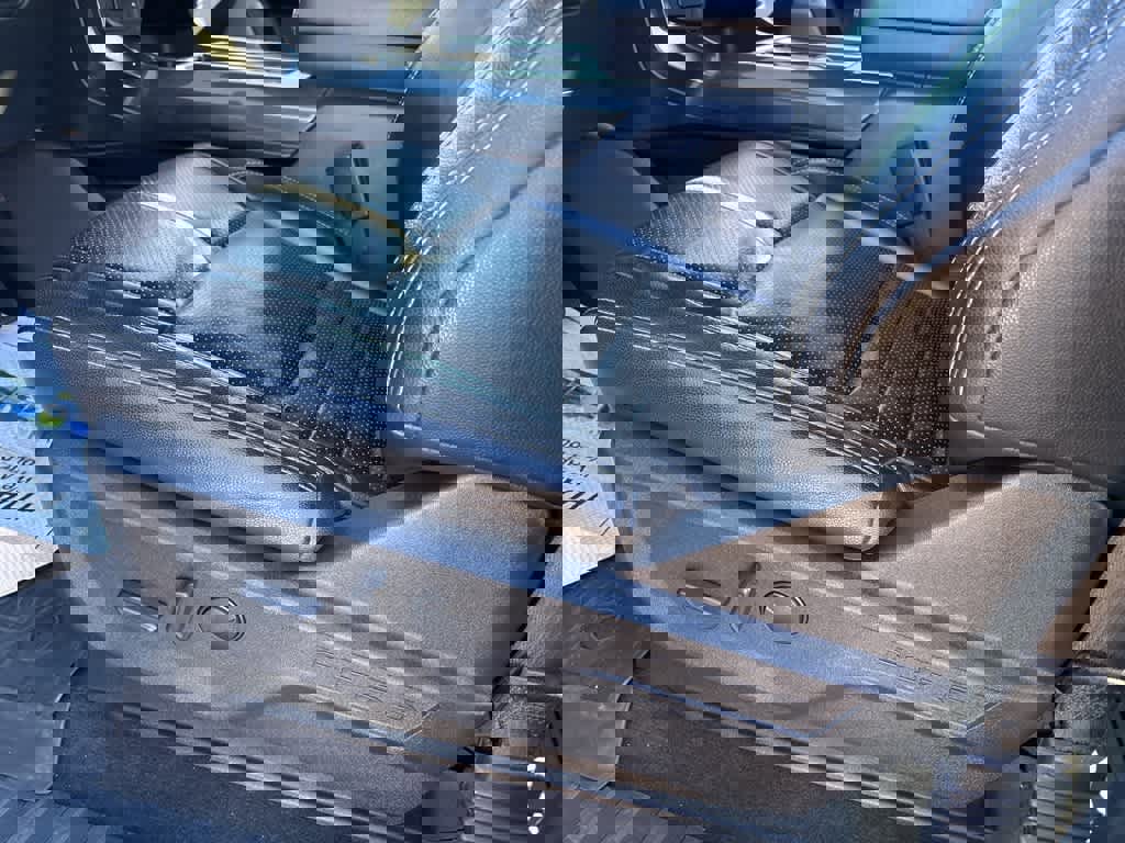 Used 2021 Ford F150 XLT w/ Equipment Group 302A High image 9