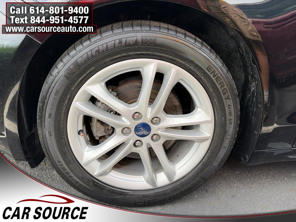 Used 2018 Ford Fusion SE w/ Fusion SE Technology Package FWD image 24