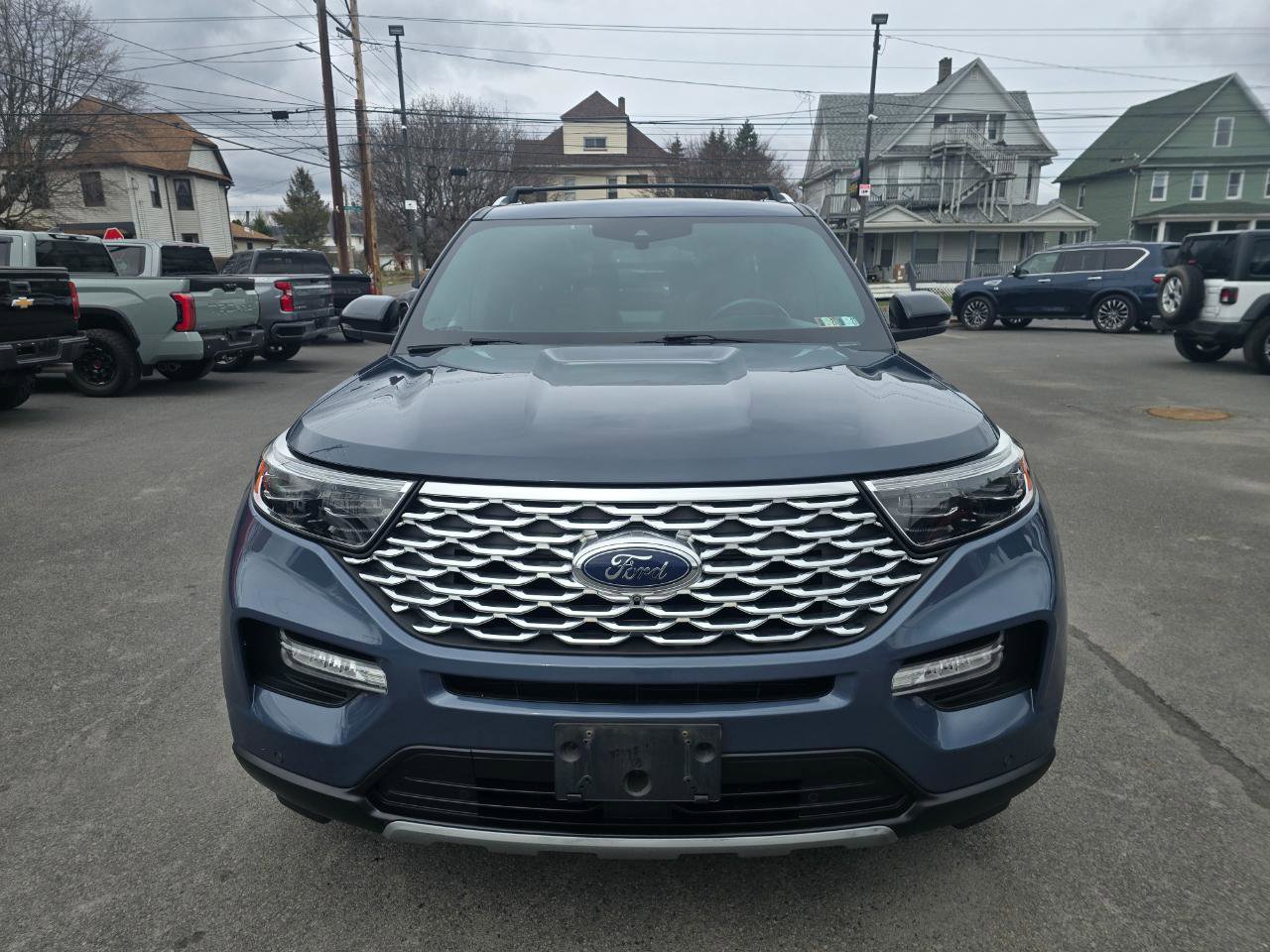 Used 2021 Ford Explorer Platinum w/ Equipment Group 601A AWD/4WD image 23