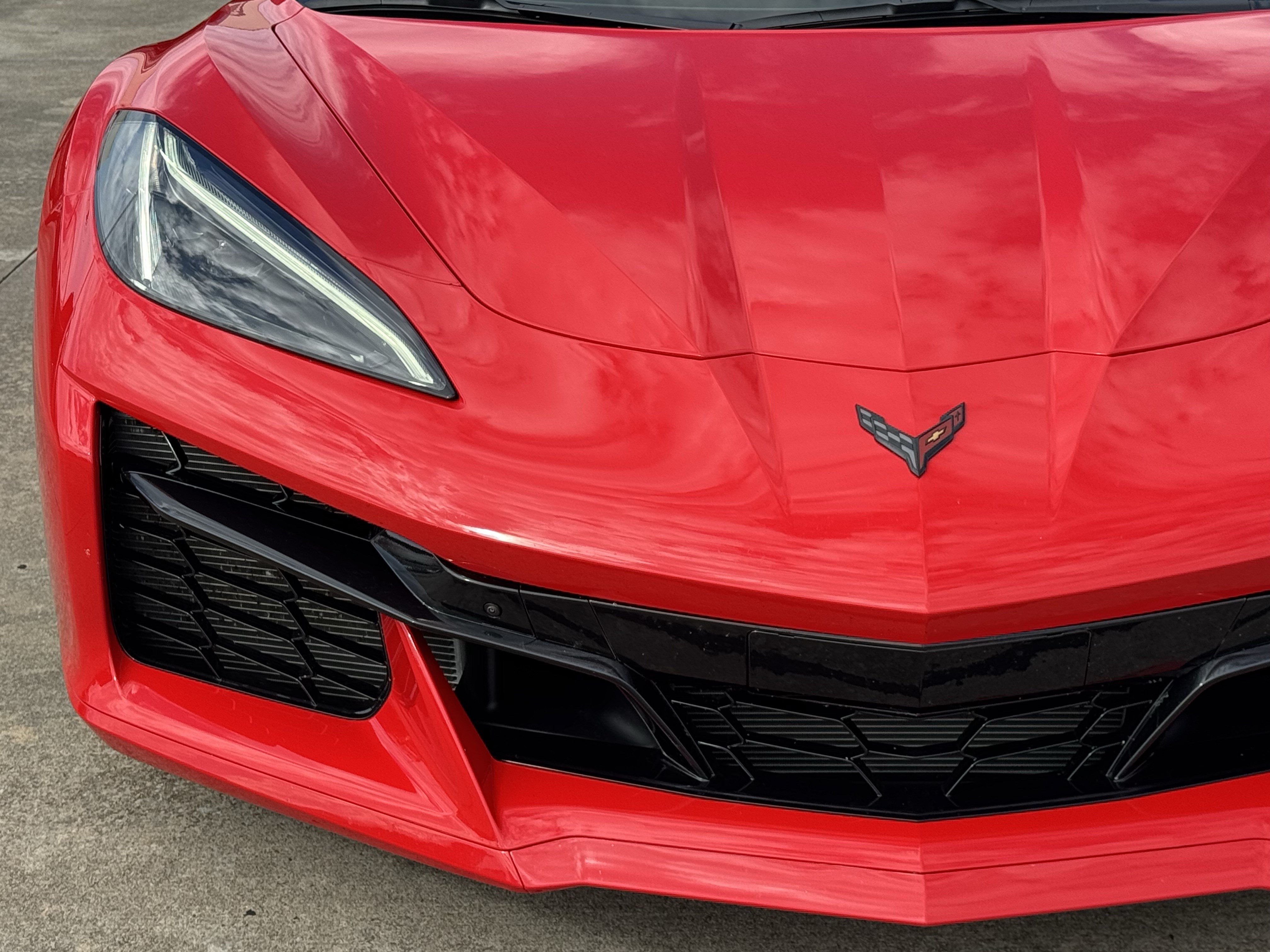 Used 2024 Chevrolet Corvette Z06 RWD image 12