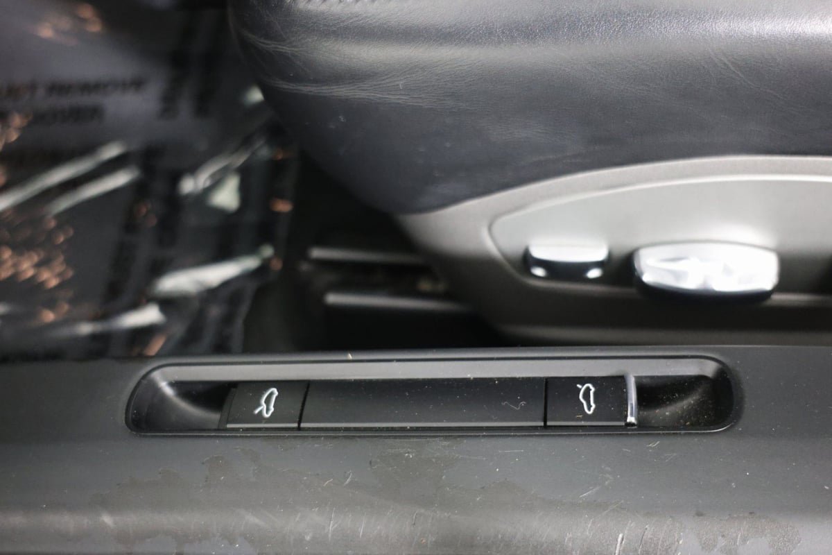Used 2013 Porsche 911 Carrera 4S AWD/4WD image 20