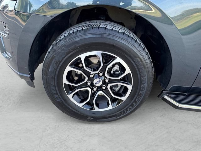 Used 2022 Ford Expedition XLT RWD image 23