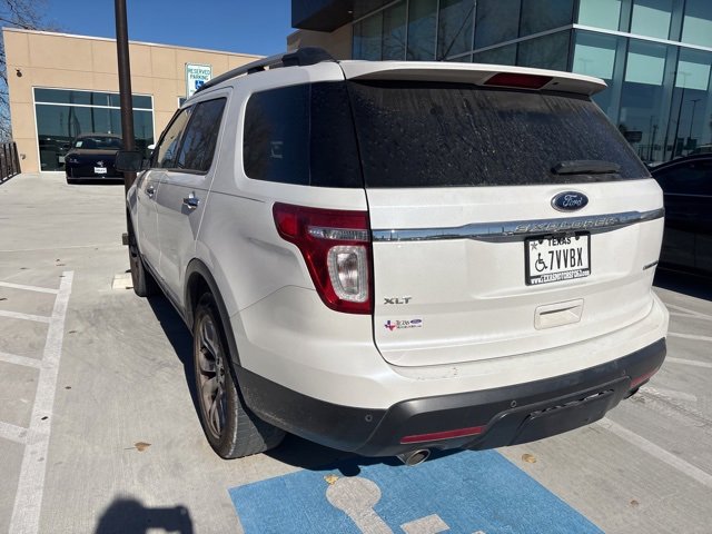 Used 2014 Ford Explorer XLT w/ Equipment Group 202A image 10