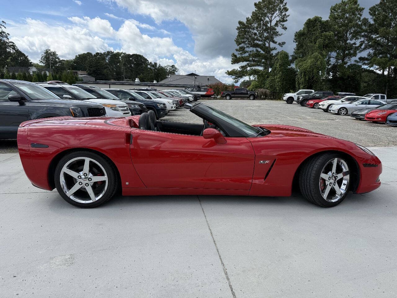 Used 2008 Chevrolet Corvette Convertible w/ Preferred Equipment Group RWD image 9