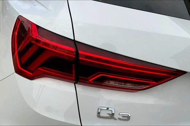 Certified 2024 Audi Q3 2.0T Premium image 29