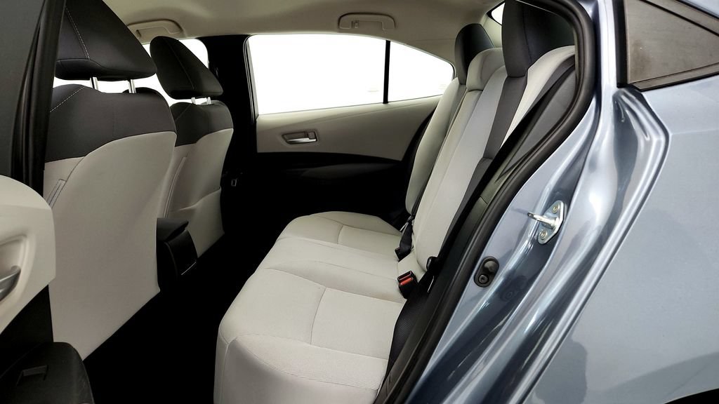 Certified 2021 Toyota Corolla LE w/ Carpet Mat Package (TMS) FWD image 21