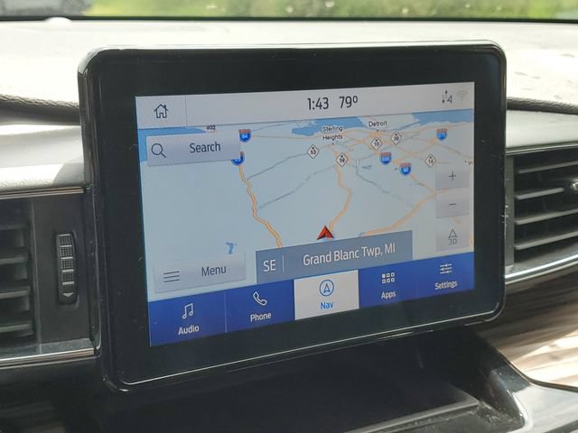 Used 2021 Ford Explorer Limited w/ Hybrid Equipment Group 310A AWD/4WD image 16