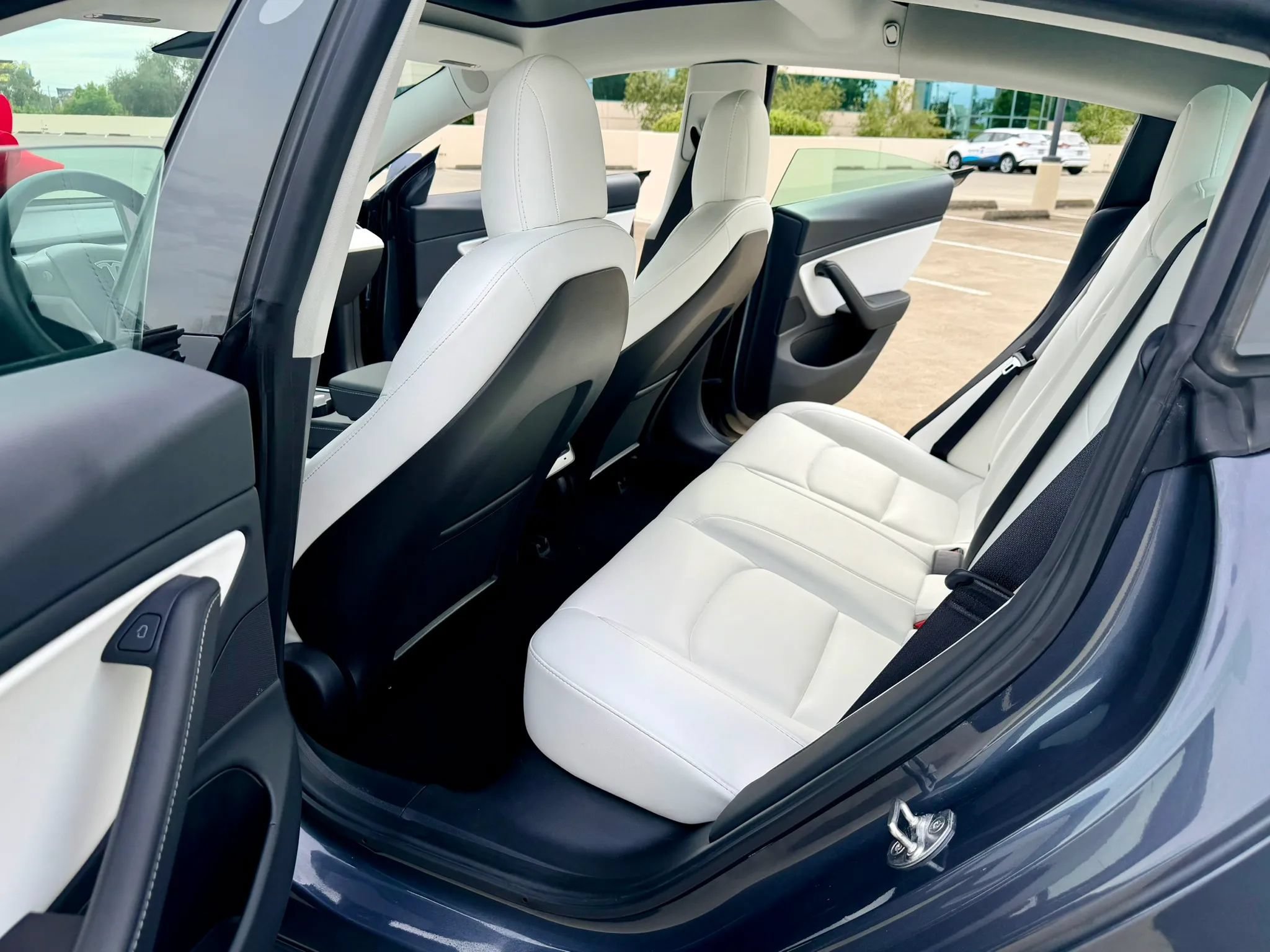 Used 2021 Tesla Model 3 Long Range AWD/4WD image 21