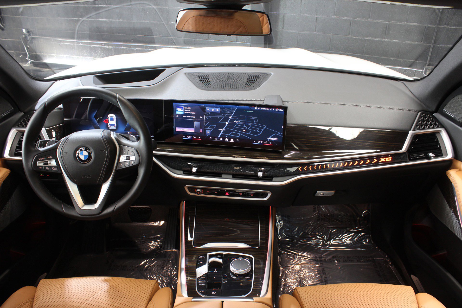 Used 2024 BMW X5 sDrive40i w/ Premium Package image 28