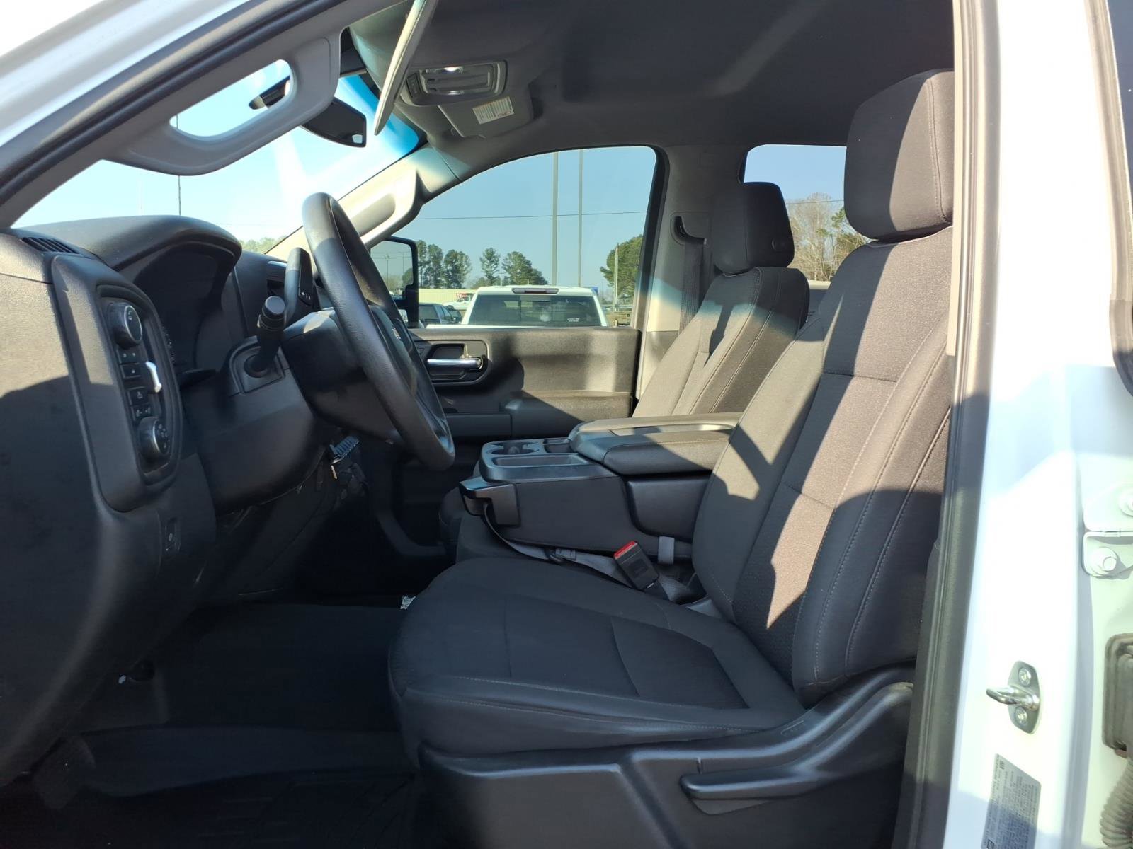 Used 2022 Chevrolet Silverado 2500 Custom w/ Custom Value Package AWD/4WD image 19