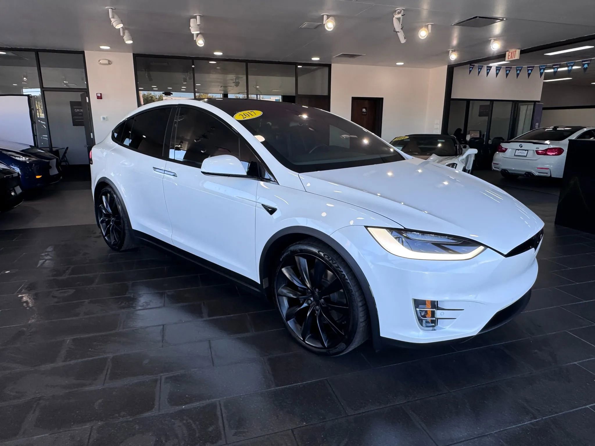 Used 2017 Tesla Model X 75D image 6