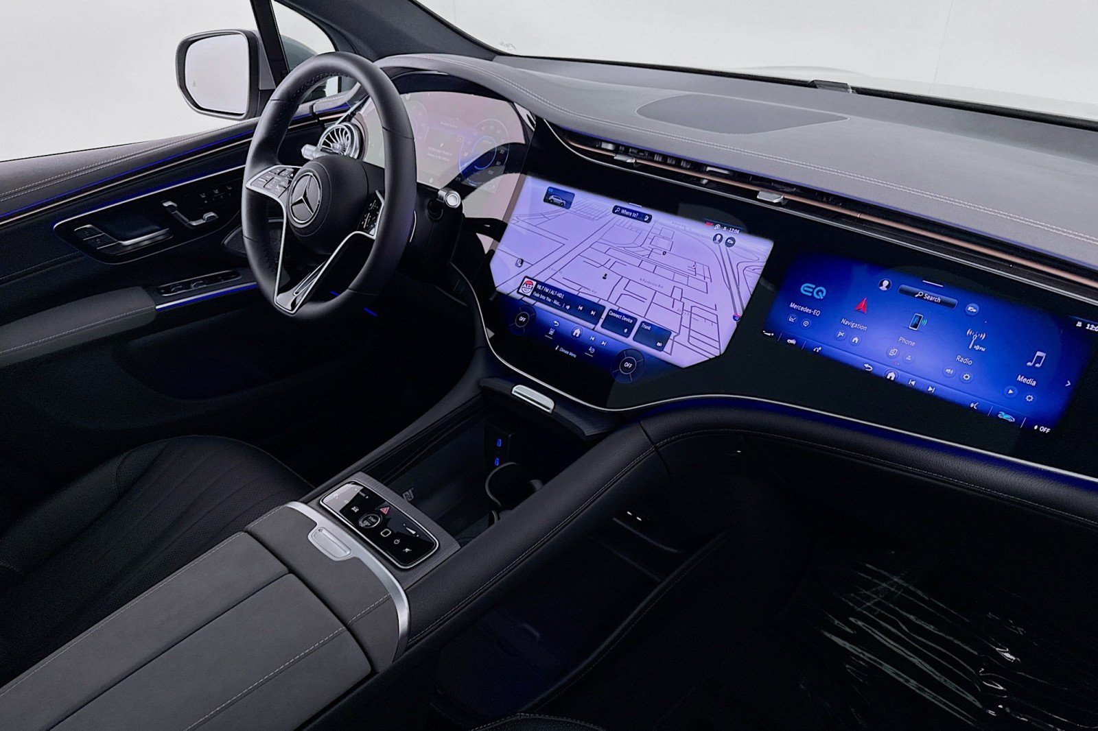 New 2026 Mercedes-Benz EQS 400 4MATIC SUV image 15