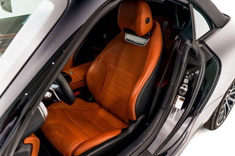 Used 2022 Mercedes-Benz SL 55 AMG 4MATIC image 13