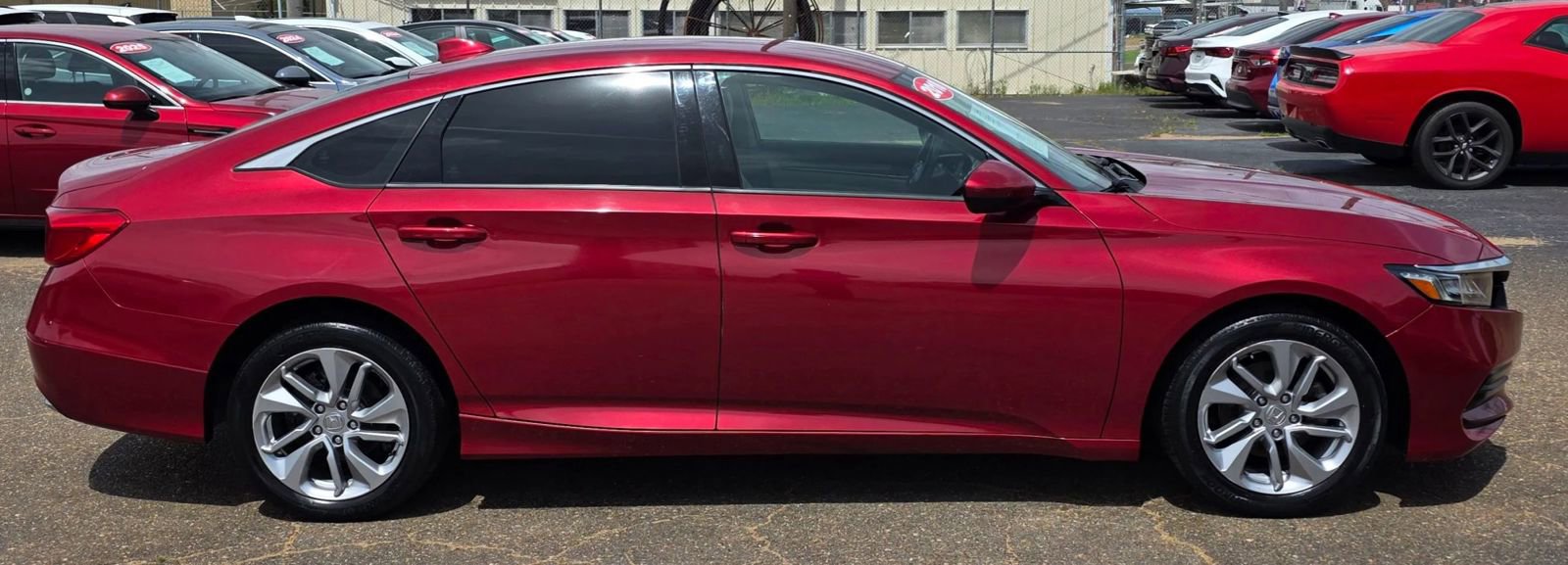 Used 2018 Honda Accord LX image 2