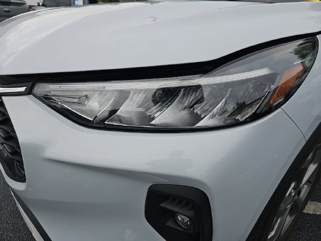 Certified 2025 Ford Escape ST-Line Select AWD/4WD image 36