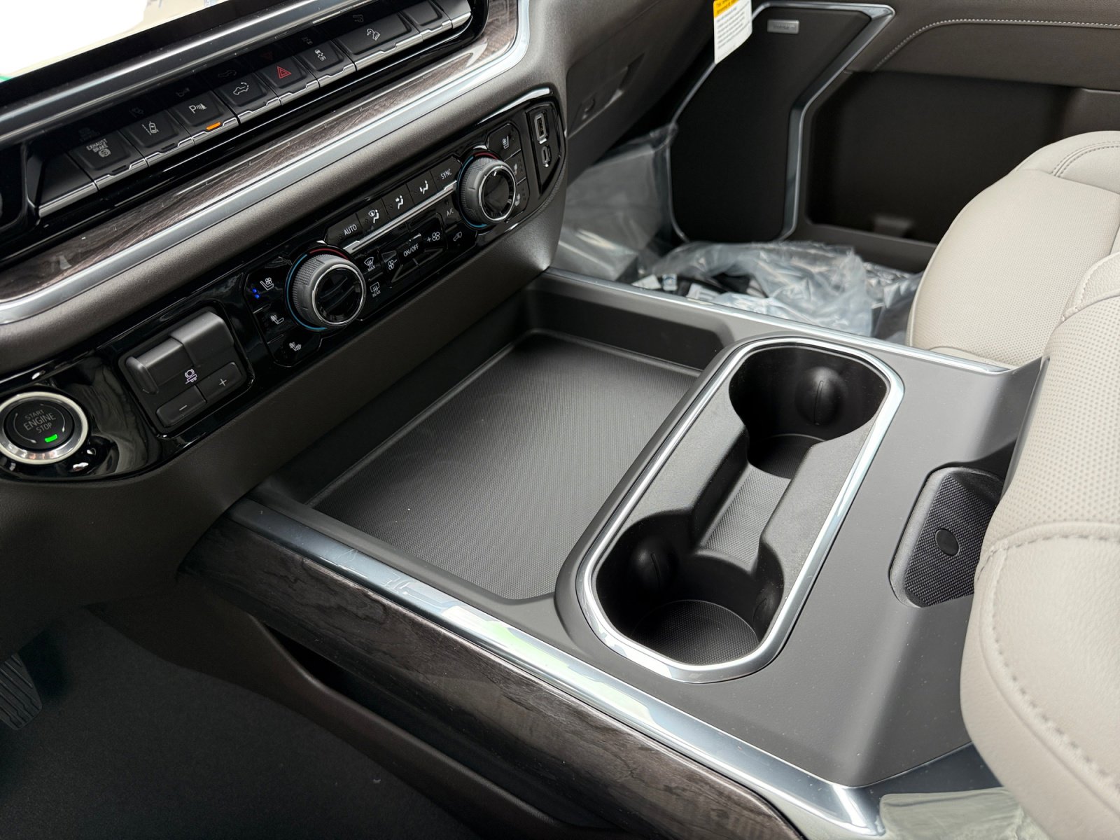 New 2026 Chevrolet Silverado 2500 LTZ w/ LTZ Plus Package image 13