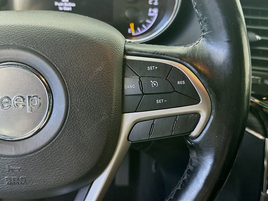 Used 2020 Jeep Grand Cherokee Limited w/ Luxury Group II RWD image 27
