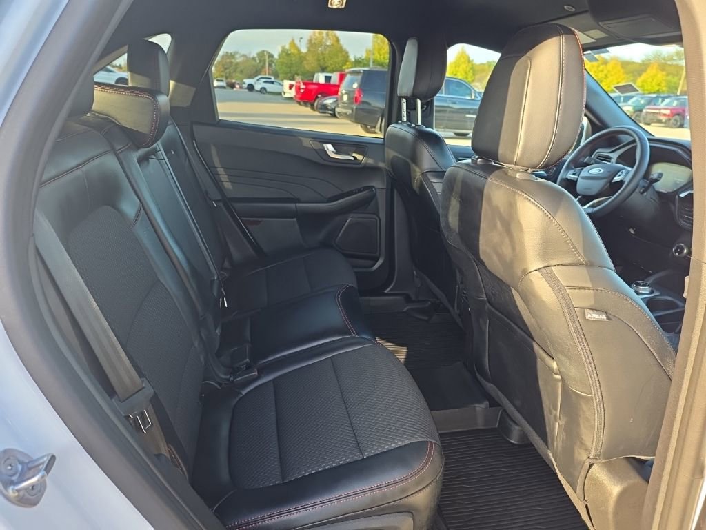 Used 2023 Ford Escape ST-Line Select image 35