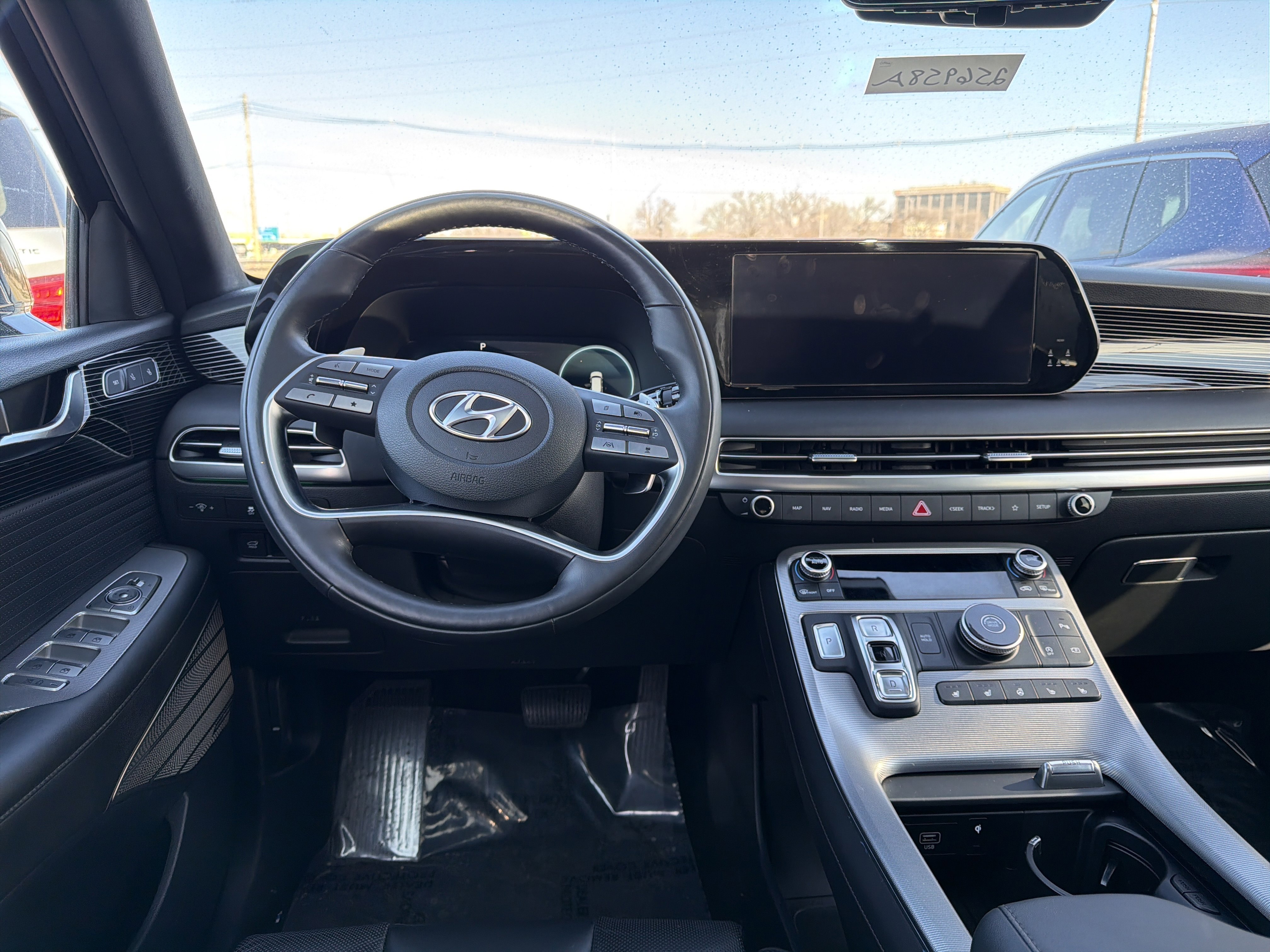 Used 2024 Hyundai Palisade Calligraphy image 32