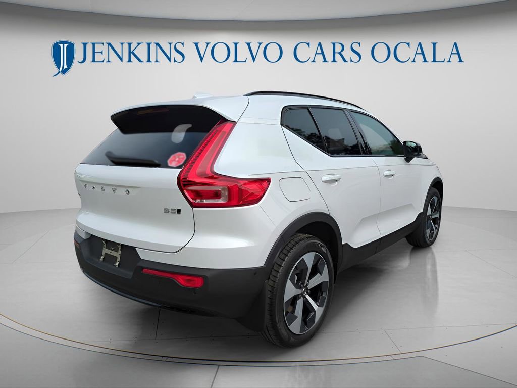 New 2026 Volvo XC40 B5 Plus w/ Protection Package Premier AWD/4WD image 4