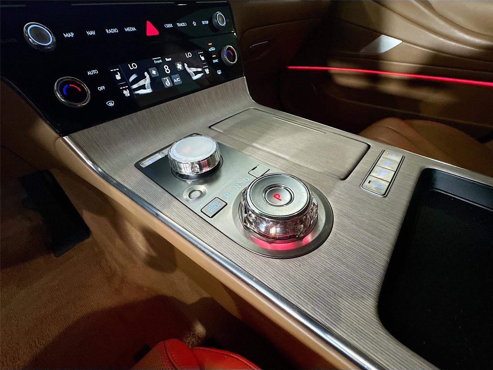 Used 2025 Genesis G80 2.5T Advanced image 15