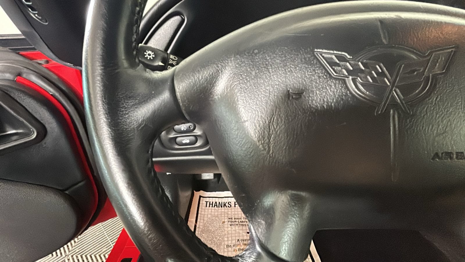 Used 2004 Chevrolet Corvette Coupe RWD image 18