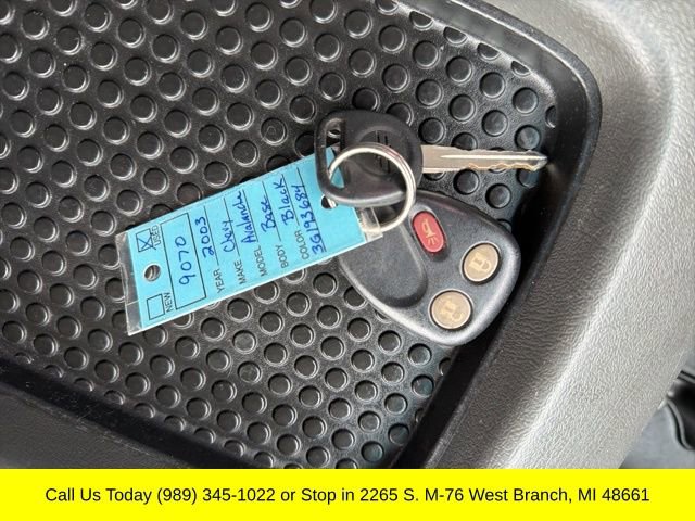 Used 2003 Chevrolet Avalanche 4x4 w/ Suspension Package, Off-Road image 20