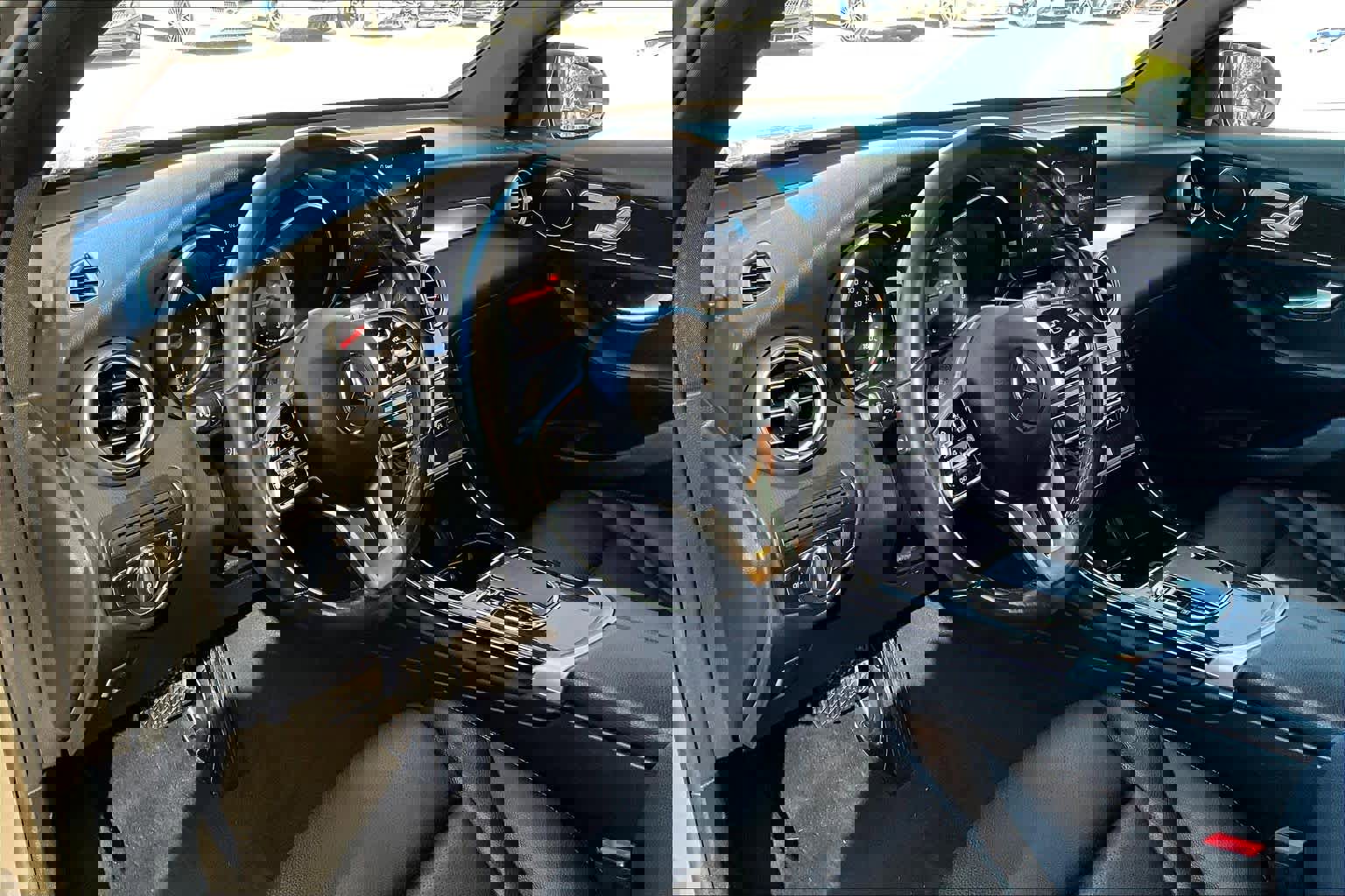 Certified 2022 Mercedes-Benz GLC 300 4MATIC w/ Driver Assistance Package image 15