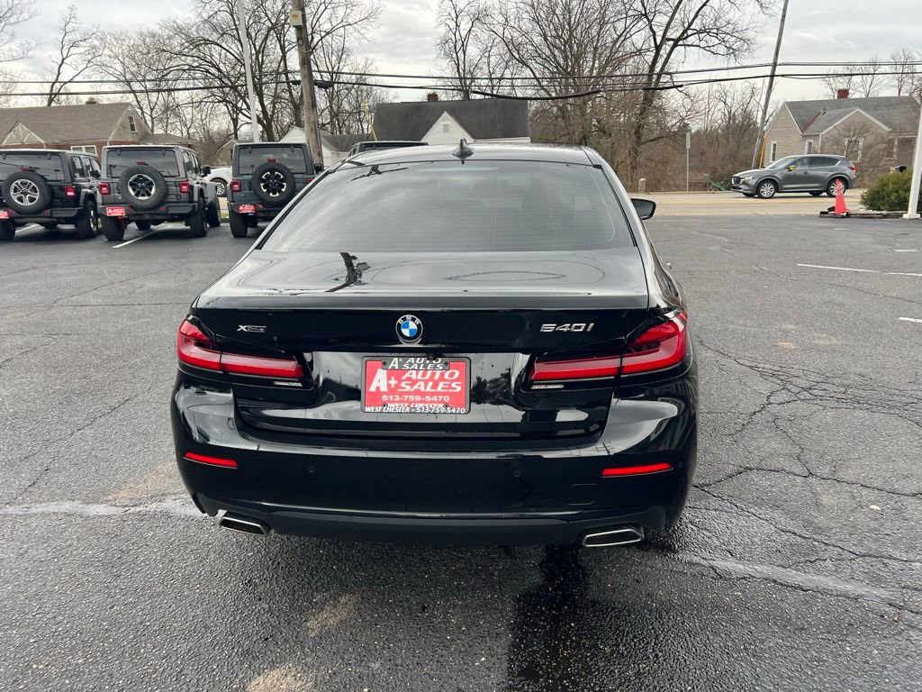 Used 2023 BMW 540i xDrive w/ Convenience Package image 6