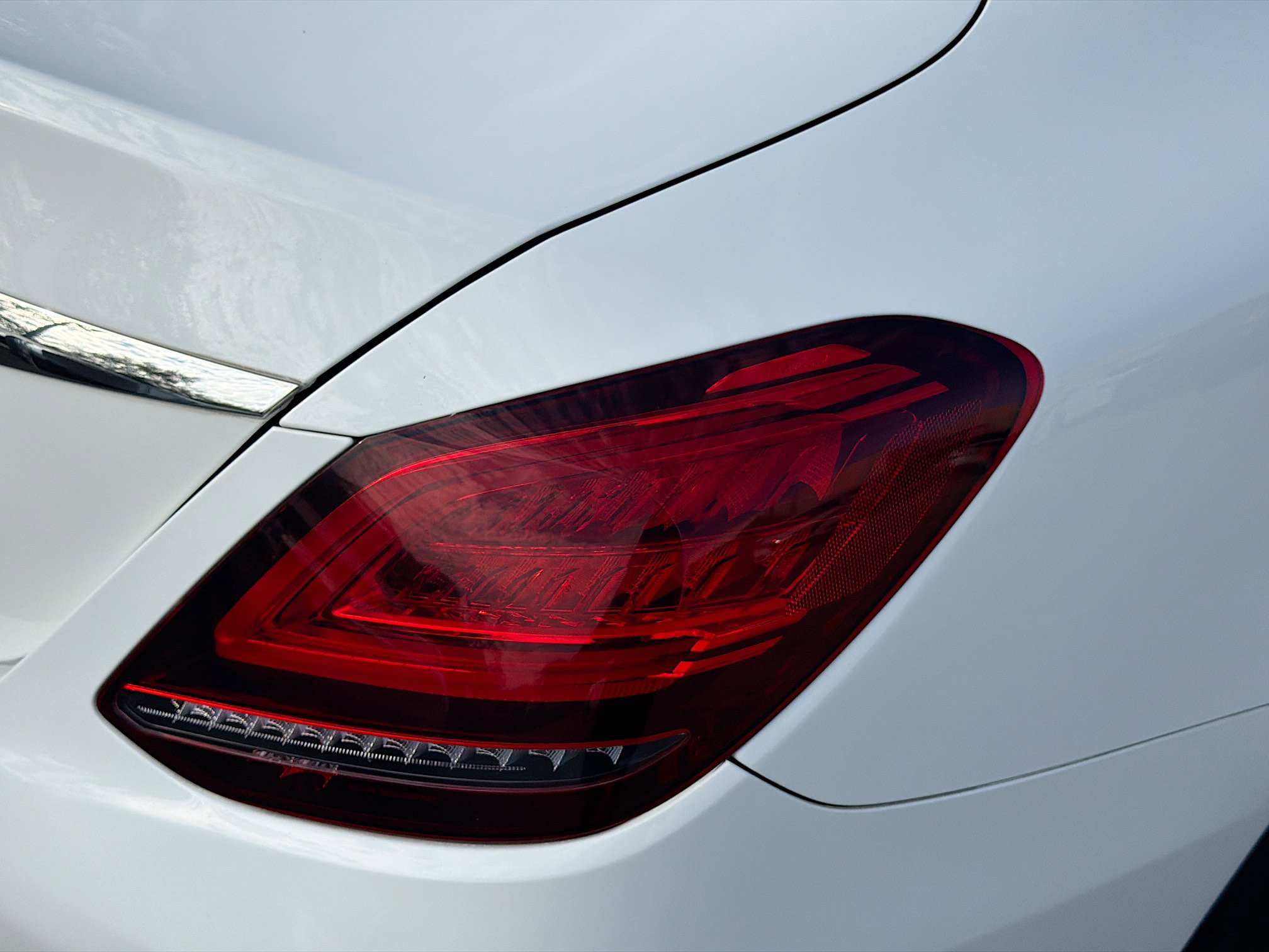 Used 2019 Mercedes-Benz C 300 Sedan image 25