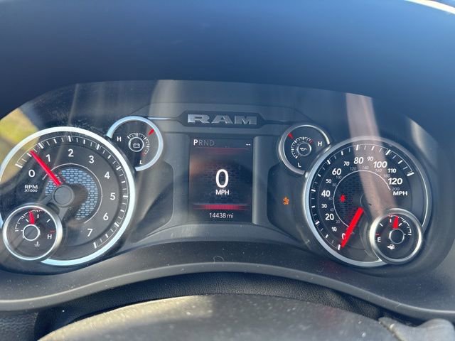 Used 2025 RAM 2500 Big Horn AWD/4WD image 13